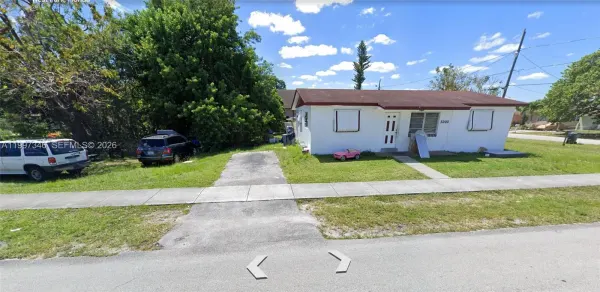 5200 SW 21st Street, West Park, FL 33023