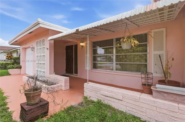 4901 NW 53rd Street, Tamarac, FL, 33319