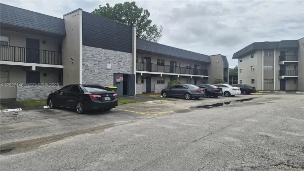 7920 N Colony Circle, Unit N 103, Tamarac, FL, 33321