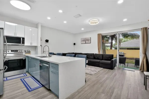 8904 SW 19th Street, Miramar, FL, 33025