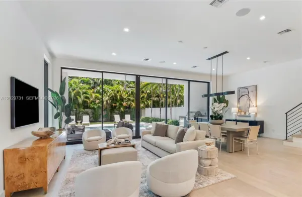 907 Witherspoon Lane, Delray Beach, FL, 33483