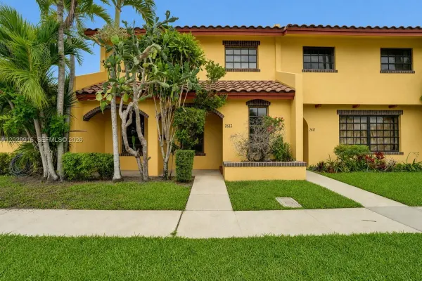 2613 NW 47th Terrace 202, Lauderdale Lakes, FL 33313