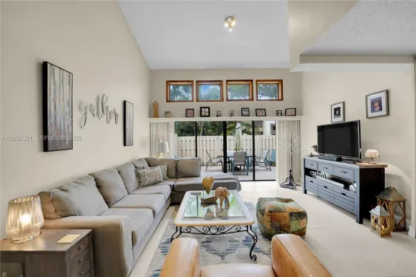 1400 NW 9th Avenue, Unit C18, Boca Raton, FL, 33486