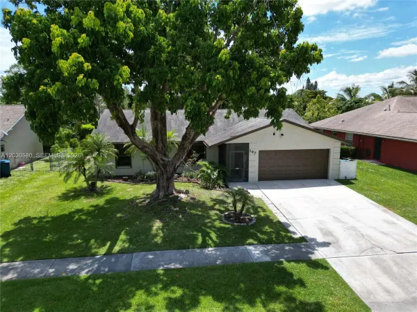 107 Starling Avenue, Royal Palm Beach, FL, 33411
