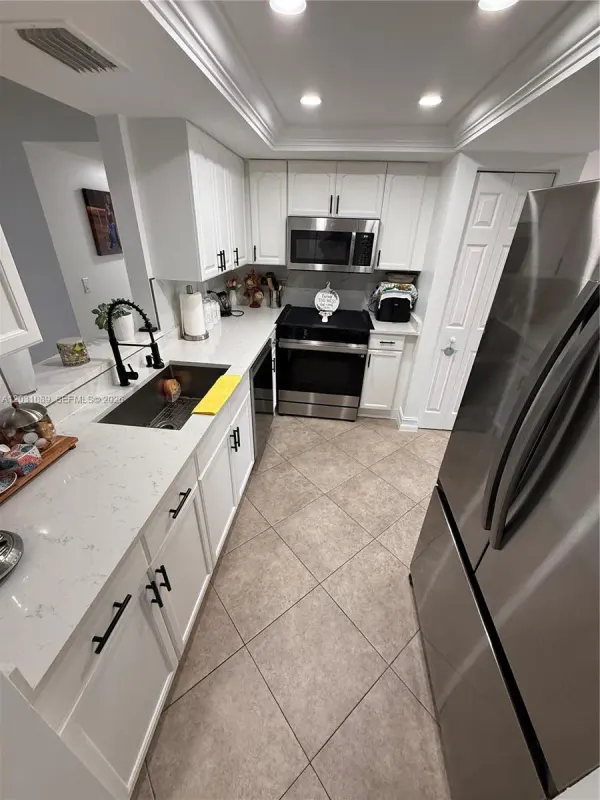 1020 NW 80th Avenue, Unit 104, Margate, FL, 33063