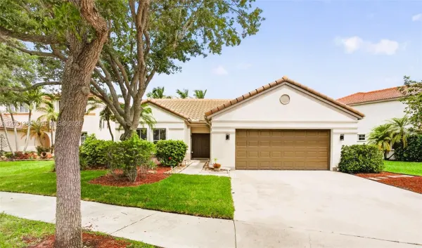 370 Carrington Drive, Weston, FL, 33326