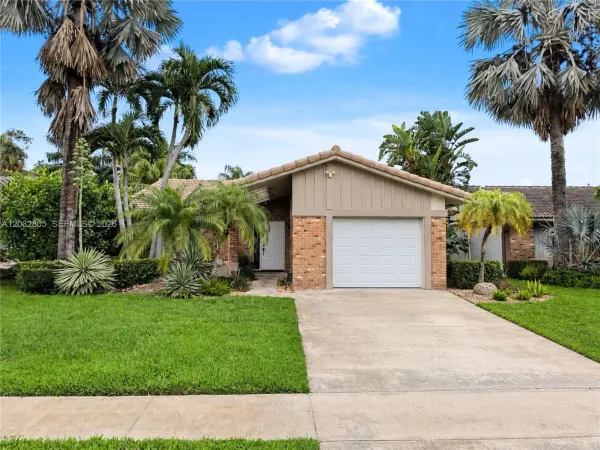 19649 Back Nine Drive, Boca Raton, FL 33498