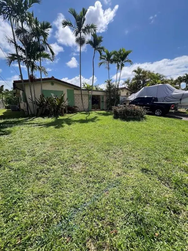 1881 NW 36th Street, Oakland Park, FL 33309