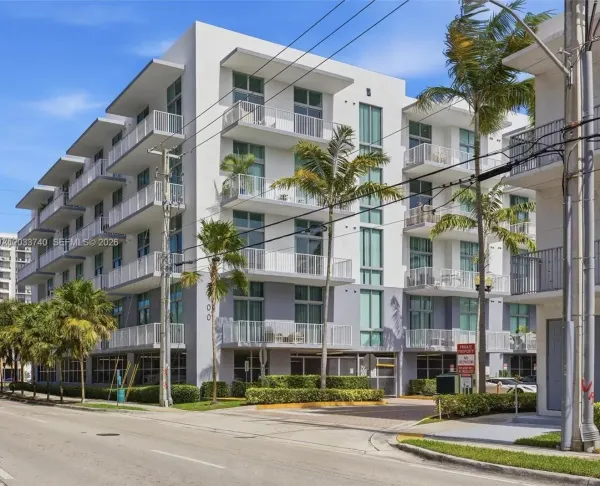 2100 Van Buren Street 322, Hollywood, FL 33020