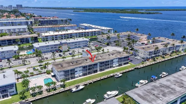 112 Doolen Court 306, North Palm Beach, FL 33408