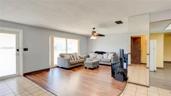 6801 NW 25th Court, Sunrise, FL 33313