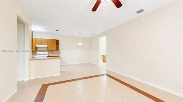 3557 Forest Hill Boulevard 51, Palm Springs, FL 33406