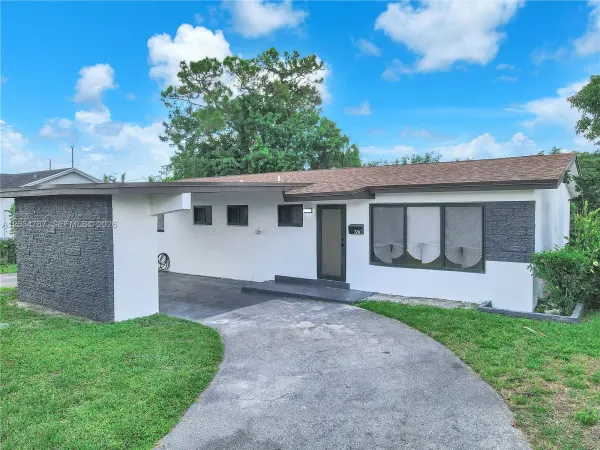 3810 NW 6th Street, Lauderhill, FL 33311