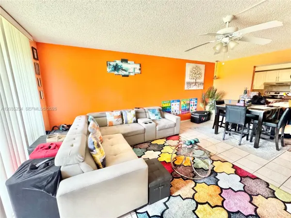 5570 NW 44th Street 408a, Lauderhill, FL 33319