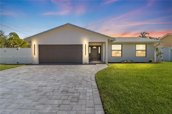 2404 SW 12th Court, Deerfield Beach, FL 33442