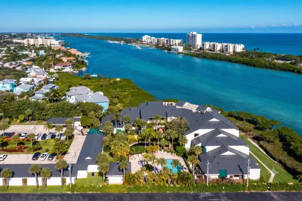 200 Waterway Road 204, Tequesta, FL 33469