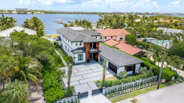 1708 N Lakeside Drive, Lake Worth Beach, FL 33460