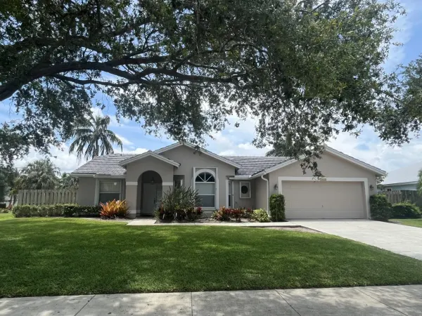 3820 NW 10th Street, Delray Beach, FL 33445