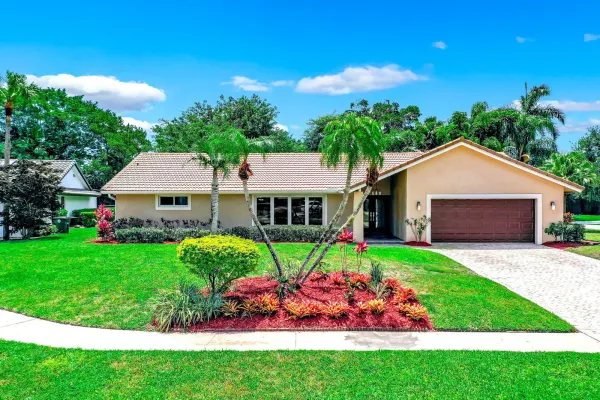 20764 Sorolla Terrace, Boca Raton, FL 33433