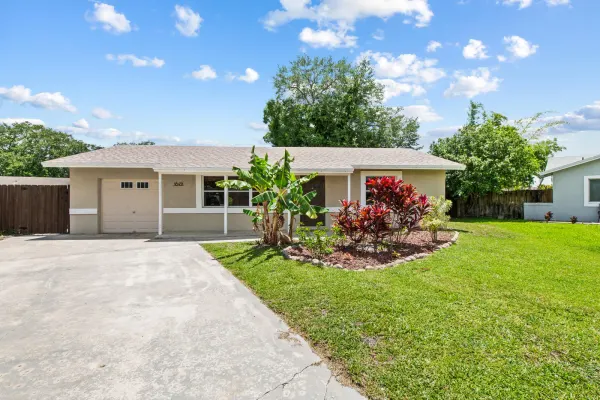 18451 Spanish Isles Place, Boca Raton, FL 33496
