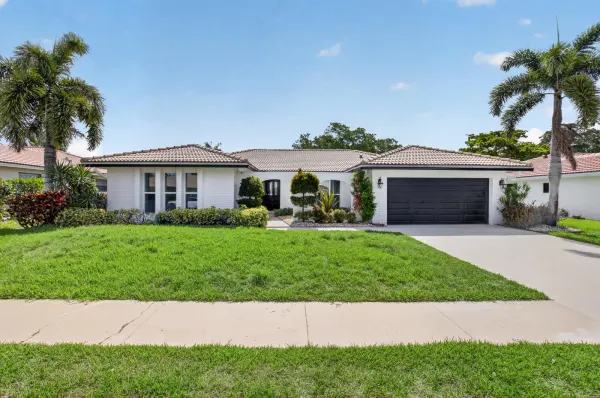 20203 Back Nine Drive, Boca Raton, FL 33498