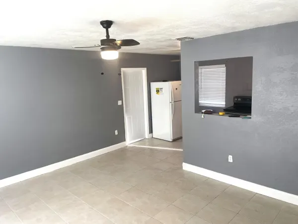 571 Sioux Road, Seminole Manor, FL 33462