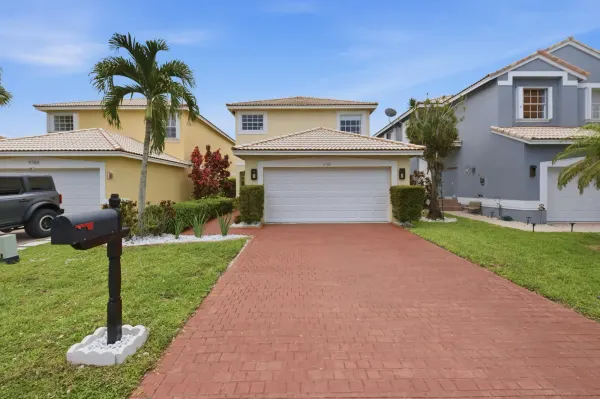 9768 NW 1st Manor, Coral Springs, FL 33071