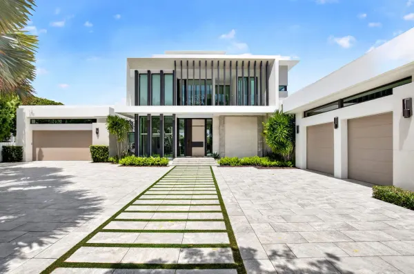 6960 Lake Estates Court, Boca Raton, FL 33496