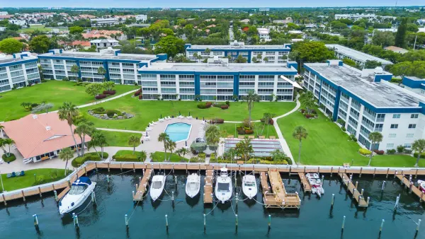 3351 Spanish Trail 115, Delray Beach, FL 33483