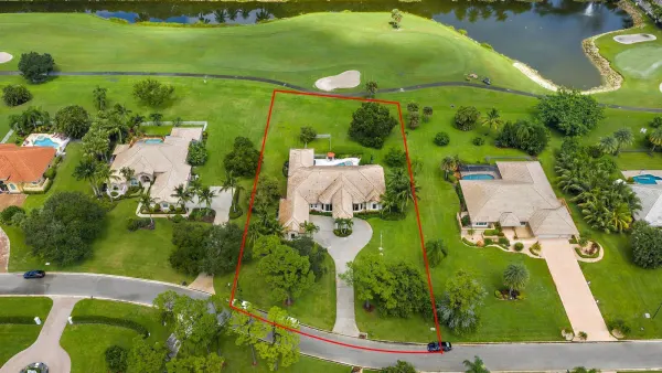 8905 Marlamoor Lane, West Palm Beach, FL 33412