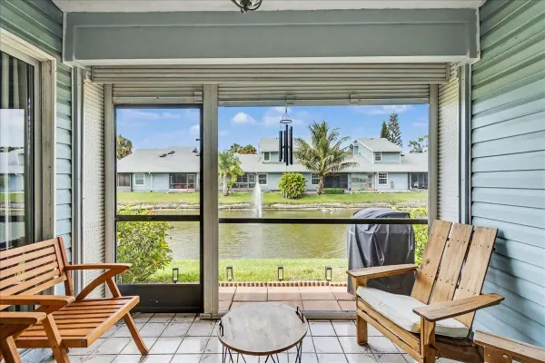 3801 Island Club Circle E, Lake Worth, FL 33462