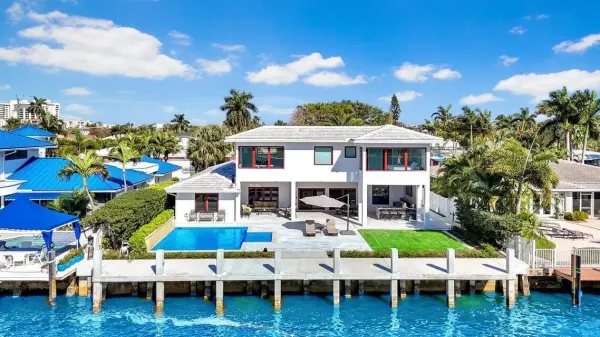 4555 W Tradewinds Avenue, Lauderdale-by-the-sea, FL 33308