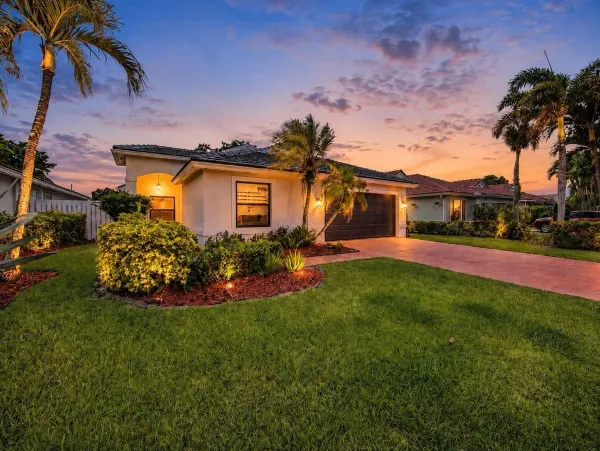6244 Grand Cypress Circle, Lake Worth, FL 33463