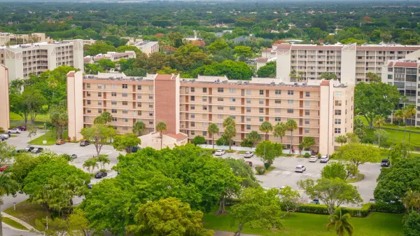 14527 Bonaire Boulevard 203, Delray Beach, FL 33446