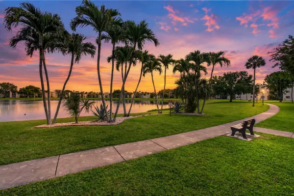5190 Las Verdes Circle 108, Delray Beach, FL 33484