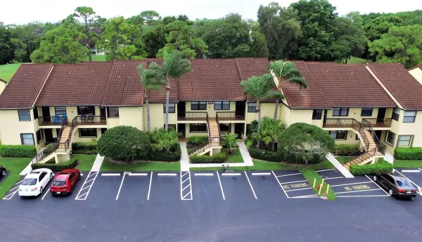 4691 E Lucerne Lakes Blvd Boulevard E 206, Lake Worth, FL 33467