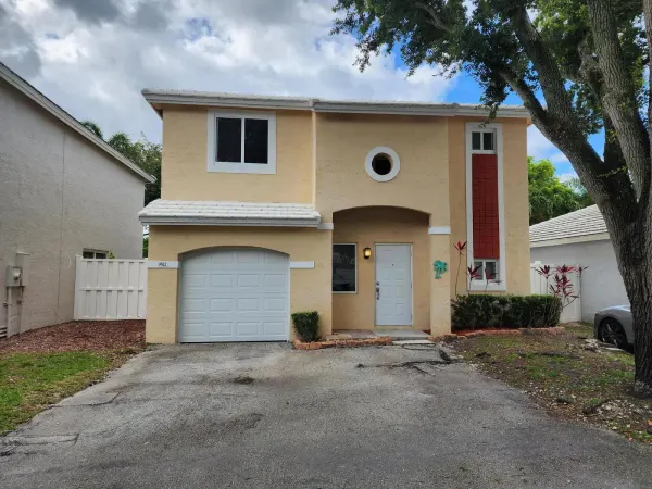 9812 NW 2nd Court, Plantation, FL 33324
