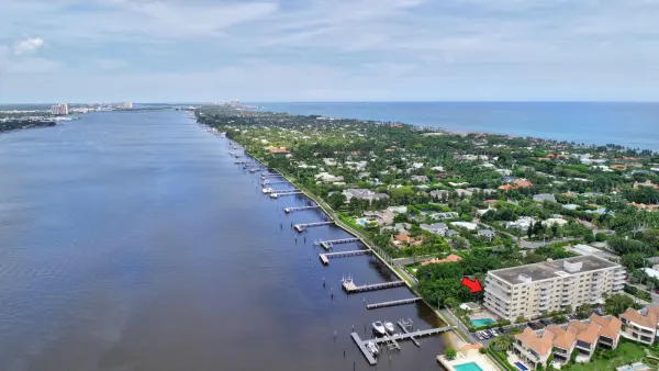 250 Bradley Place 408, Palm Beach, FL 33480