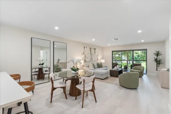 52 Stratford Lane W F, Boynton Beach, FL 33436