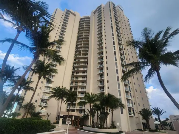 2700 N Ocean Drive 2503a, Riviera Beach, FL 33404