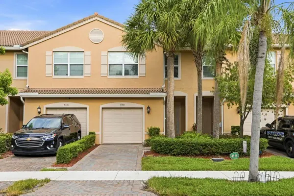 5780 Monterra Club Drive, Lake Worth, FL 33463