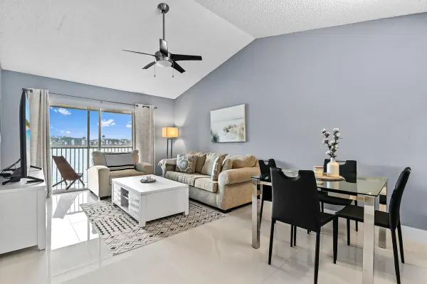 5530 Lakeside Drive 203, Margate, FL 33063