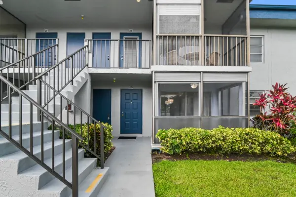 7535 S Oriole Boulevard 108, Delray Beach, FL 33446