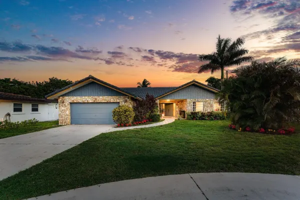 1006 SE 6th Street, Deerfield Beach, FL 33441