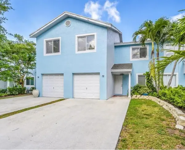 72 Fairway Lane, Royal Palm Beach, FL 33411