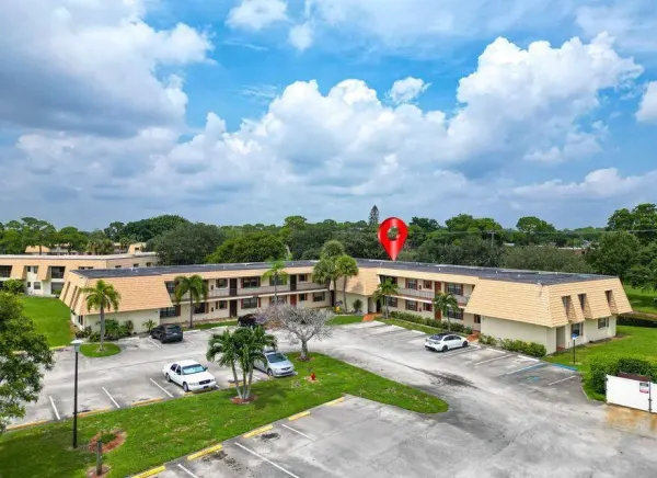4151 Oak Terrace Drive 4151, Greenacres, FL 33463