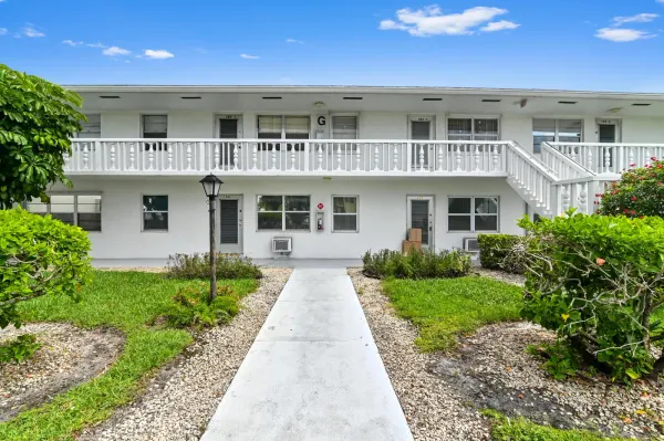 149 Coventry G, West Palm Beach, FL 33417