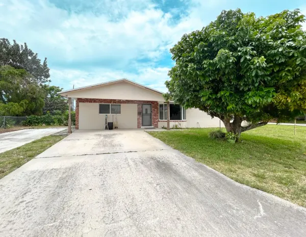441 SW 6th Avenue, Boynton Beach, FL 33435