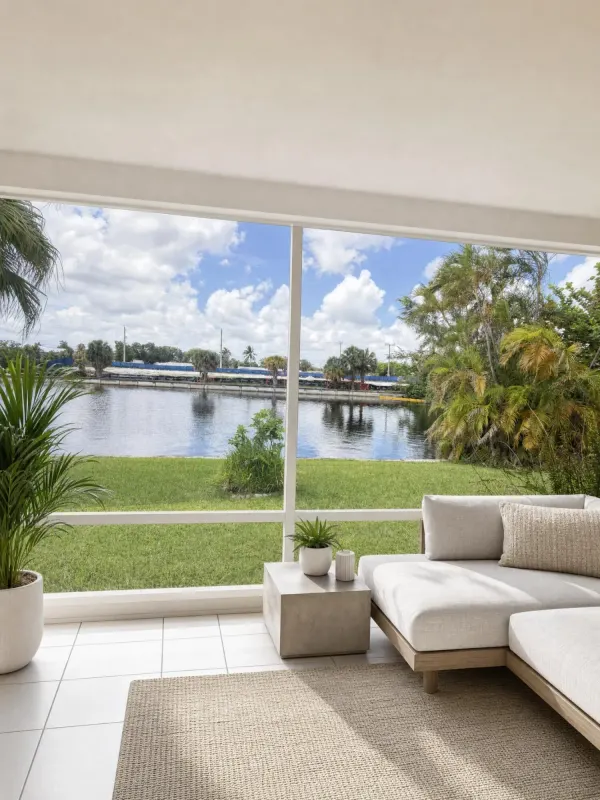 2409 NW 52nd Street, Tamarac, FL 33309