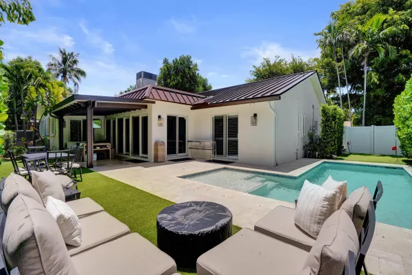 2749 NE 35th Drive, Fort Lauderdale, FL 33308